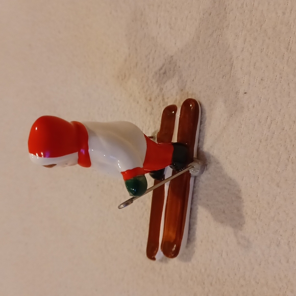 Dept 56 Child Skiing Figurine with original ski poles - Picture 3 of 4